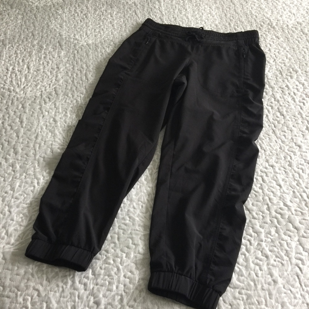 Athleta Capri - Size 0